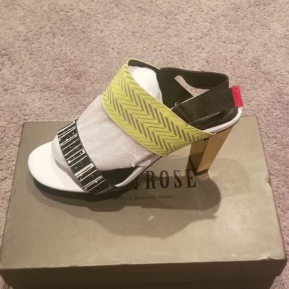 Shoes - Picture 2 of 3